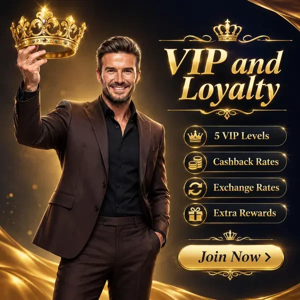 Il Timekeeper che mostra la corona fedeltà VIP Infinity in un elegante lounge del casinò